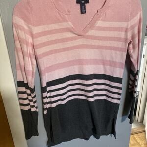 GAP Pink Striped Split-Hem Vneck Sweater Size XS